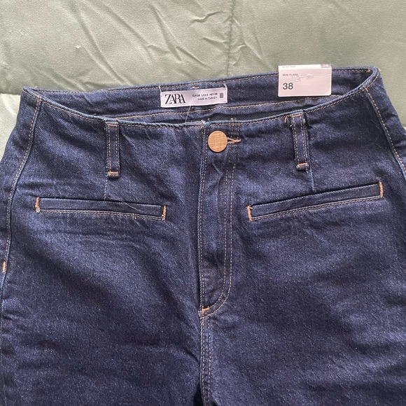 NWT- Zara Mini Flare Jeans - Picture 12 of 14
